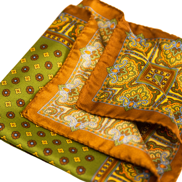 Pocket Square Alter Knabe - "Olive Paisley-Bug"