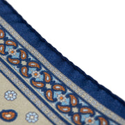 Alter Knabe Einstecktuch VERDE OLIVIA aus SEIDE Rückseite Naht